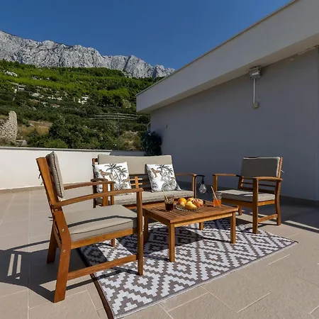 Holiday home Villa M, Makarska