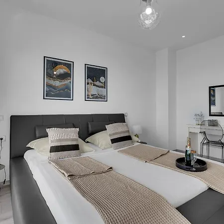Villa M, Makarska Holiday home *